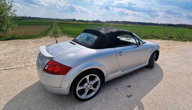Gebraucht Audi TT Roadster 150 PS (110 kW) 2001 Silber Cabrio