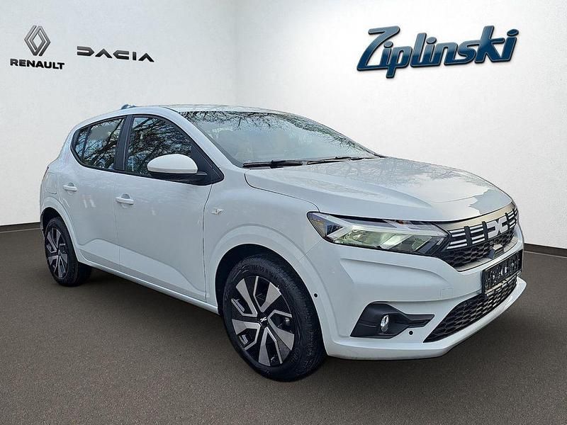 Neu Dacia Sandero Expression 101 PS (74 kW) 2025 Weiß Limousine