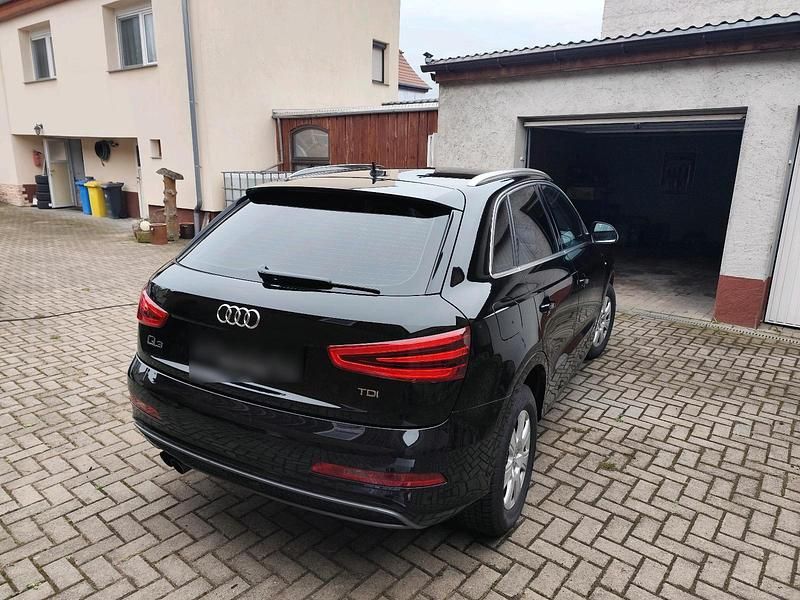 Gebraucht Audi Q3 S-Line 140 PS (102 kW) 2013 Schwarz SUV