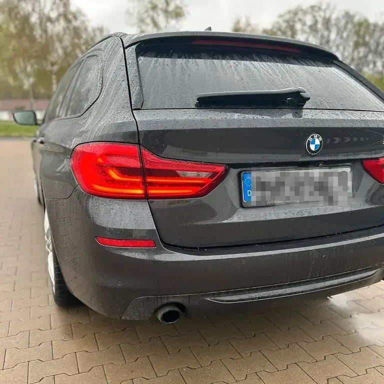 Gebraucht BMW 530 Shadowline 265 PS (194 kW) 2017 Schwarz Kombi