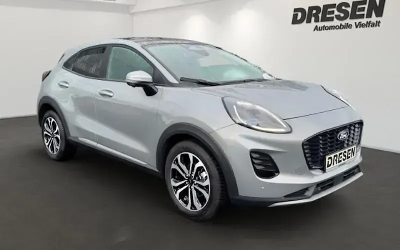 Używany Ford Puma Titanium 125 KM (91 kW) 2025 Srebrny SUV