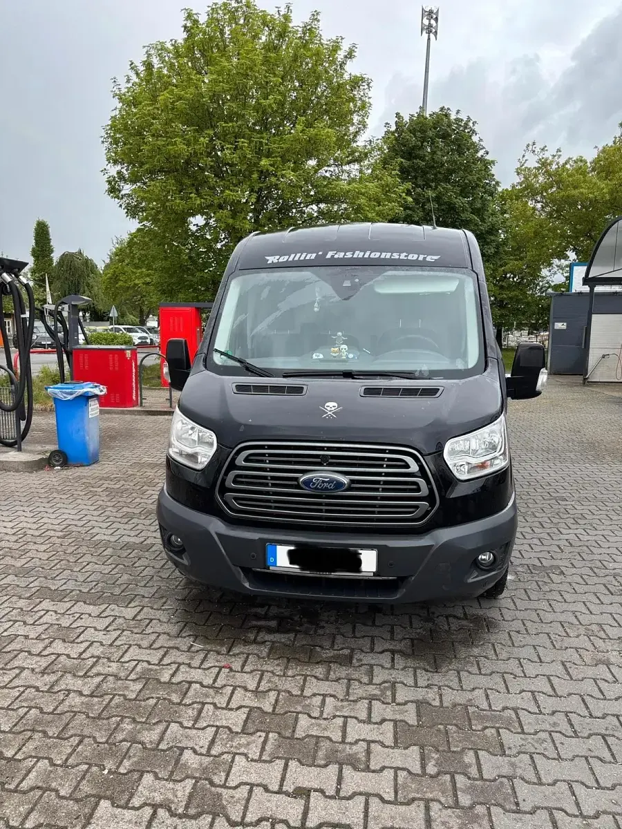 Gebraucht Ford Transit 131 PS (96 kW) 2017 Schwarz Van / Kleinbus