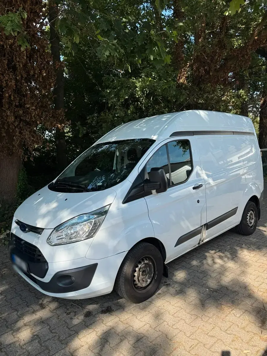 Gebraucht Ford Transit Custom 156 PS (114 kW) 2015 Weiß Van
