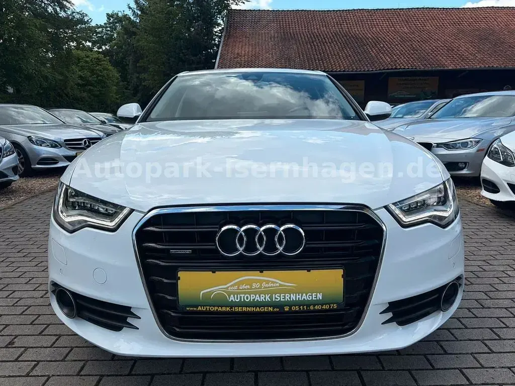 Używany Audi A6 Ambiente 245 KM (180 kW) 2014 Srebrny Sedan/Limuzyna