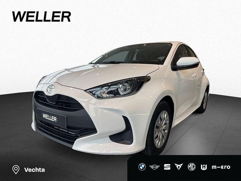 Weiß Neu 2025 Toyota Yaris Hybrid Comfort Limousine | 20.890 € (Superpreis) - Bild 1/4