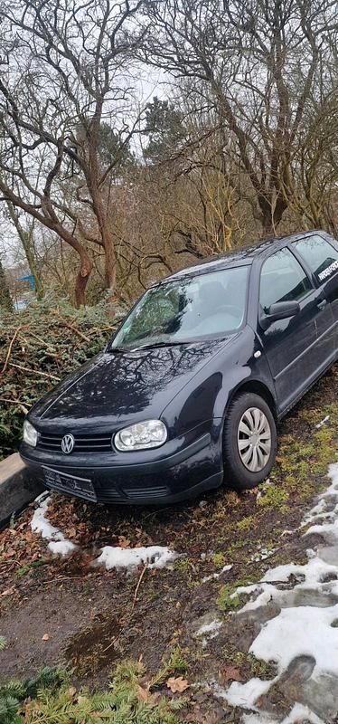 Gebraucht VW Golf IV 75 PS (55 kW) 2002 Schwarz Kleinwagen