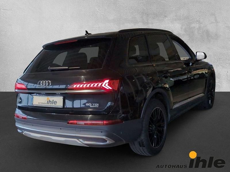 Gebraucht Audi Q7 Basis 286 PS (210 kW) 2022 Schwarz SUV