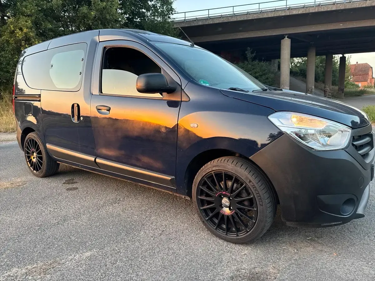Gebraucht Dacia Dokker 82 PS (60 kW) 2015 Blau Van / Kleinbus