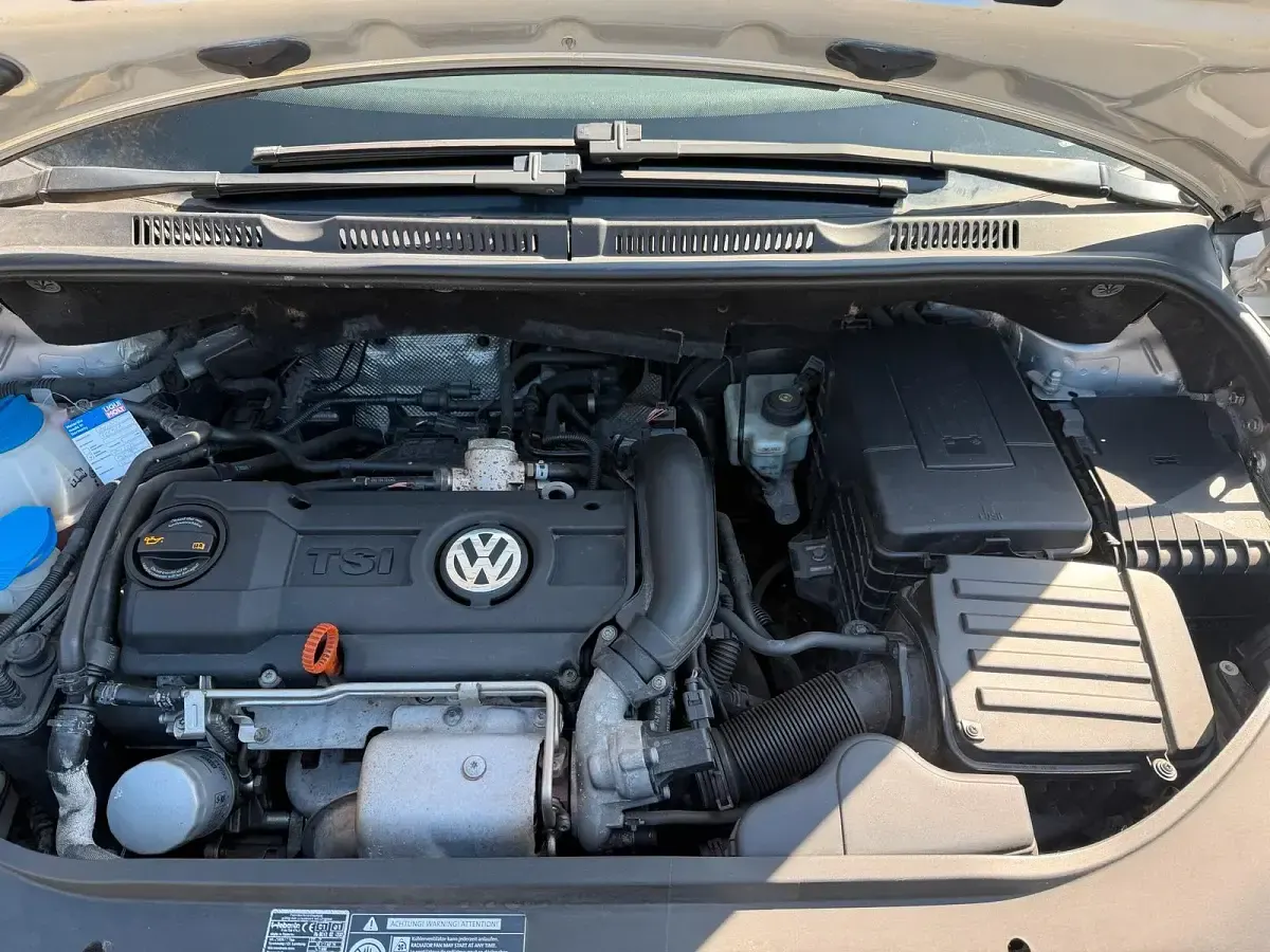 Gebraucht VW Golf Plus Cross 122 PS (89 kW) 2008 Silber Kleinwagen