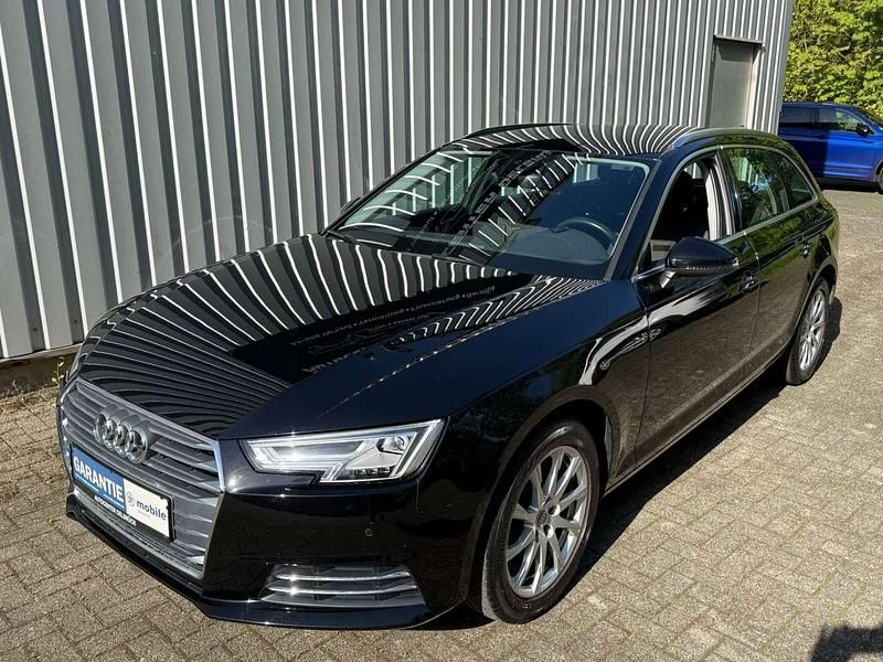 Gebraucht Audi A4 Sport 150 PS (110 kW) 2017 Brillantschwarz Kombi