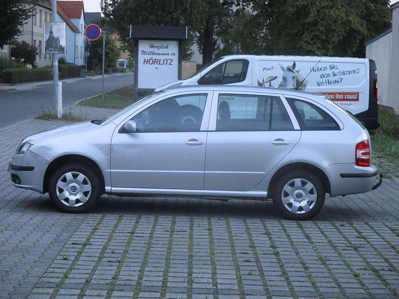 Gebraucht Skoda Fabia Cool Edition 64 PS (47 kW) 2006 Diamantsilber metallic Kleinwagen