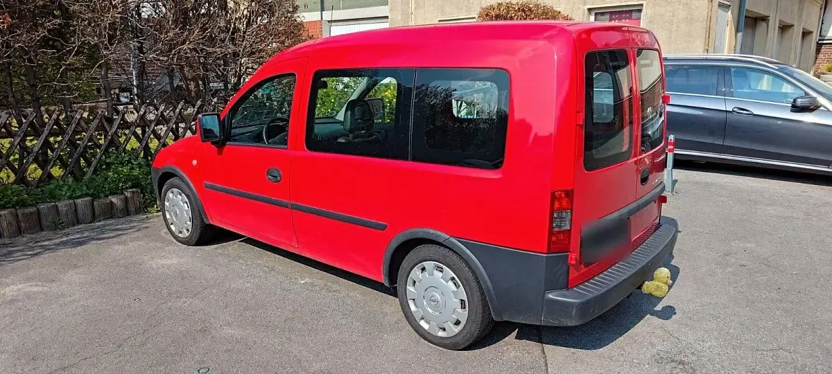 Occasion Opel Combo 94 ch (69 kW) 2010 Rouge Monospace