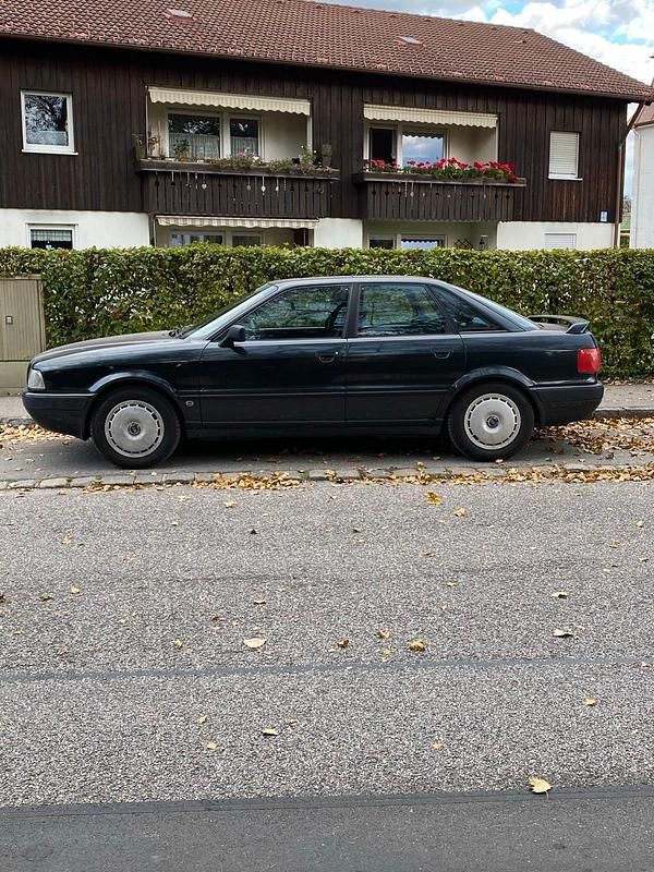 Gebraucht Audi 80 90 PS (66 kW) 1994 Schwarz Limousine