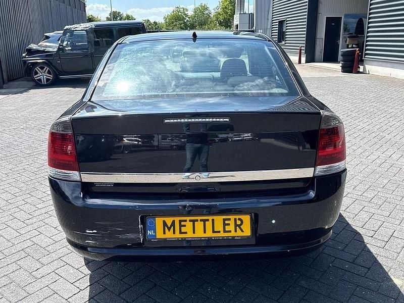 Gebraucht Opel Vectra 147 PS (108 kW) 2009 Schwarz Limousine