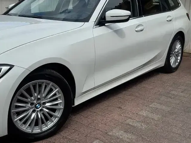 Gebraucht BMW 320 Luxury Line 190 PS (139 kW) 2022 Blau Kombi