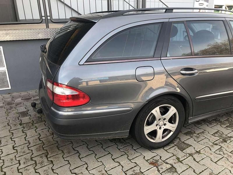 Gebraucht Mercedes E280 Elegance 190 PS (139 kW) 2005 Kombi