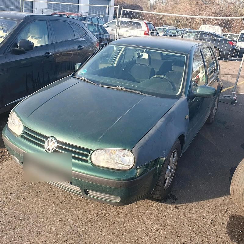 Gebraucht VW Golf IV 75 PS (55 kW) 1998 Grün Kleinwagen