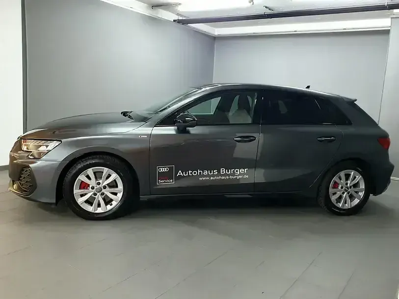 Brugt Audi A3 S-Line 150 HK (110 kW) 2025 Grå Sedan
