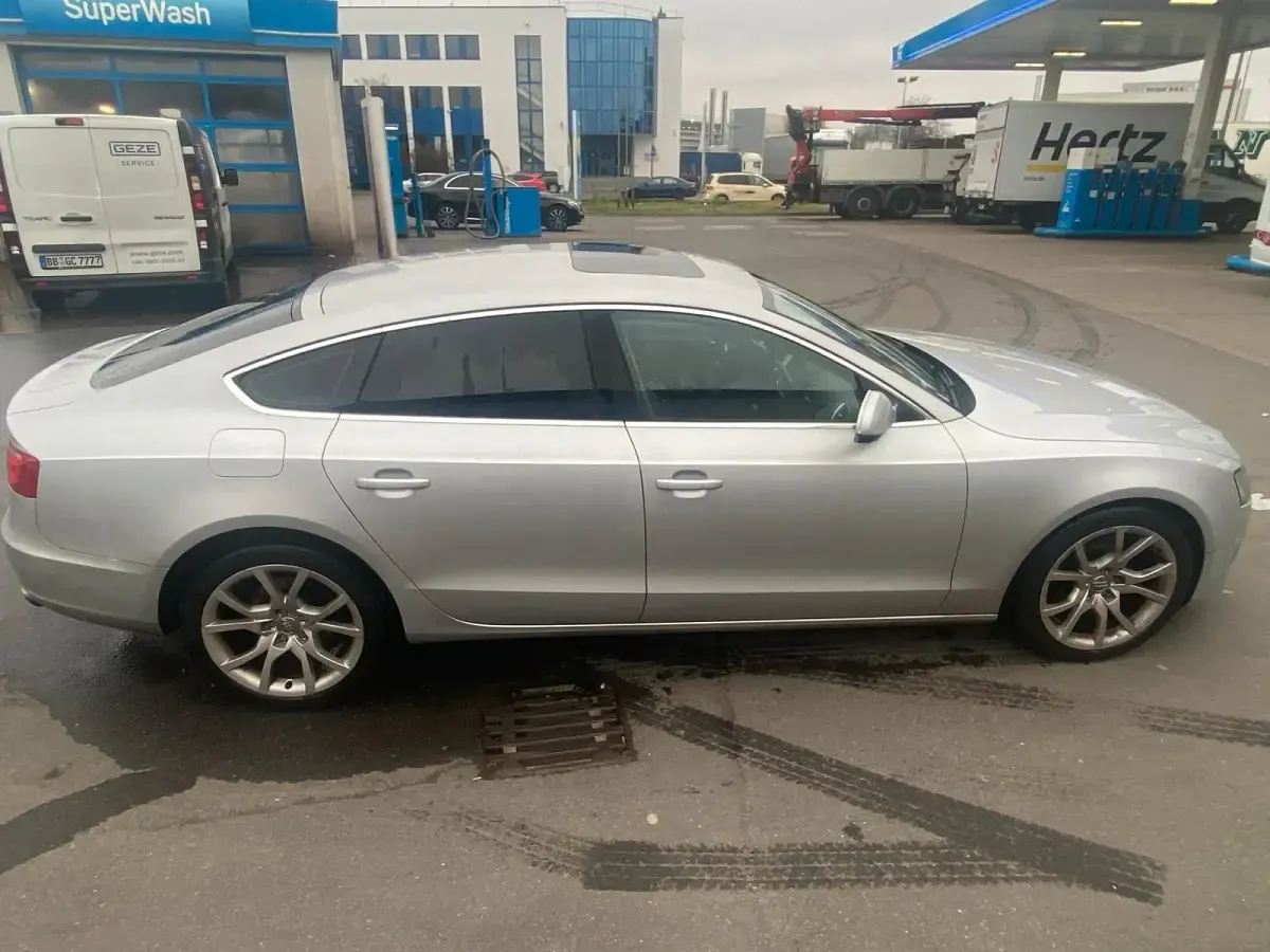 Gebraucht Audi A5 Sportback 180 PS (132 kW) 2010 Silber Kleinwagen