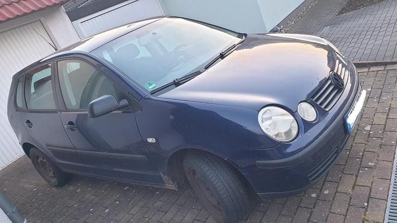 Gebraucht VW Polo 64 PS (47 kW) 2004 Blau Kleinwagen