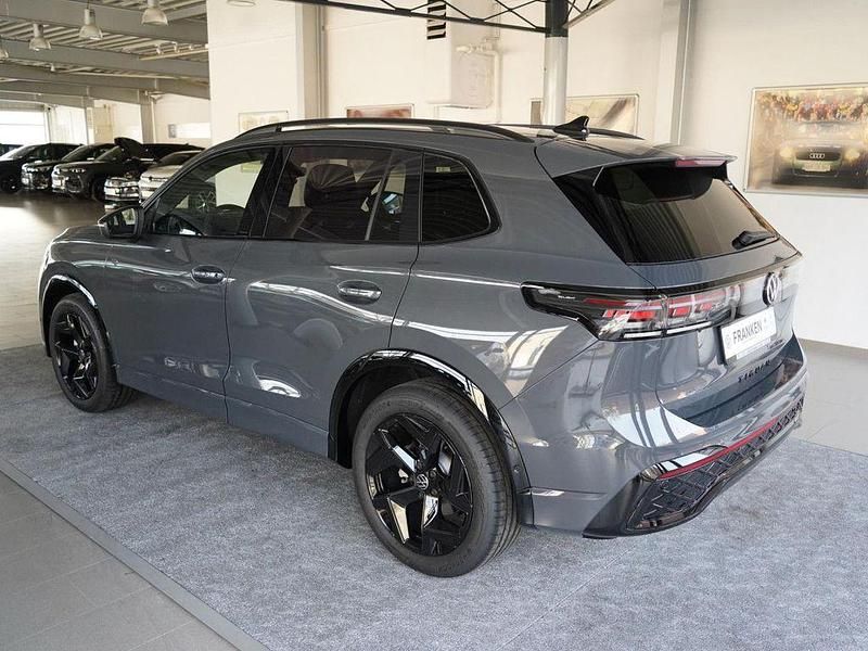 Gebraucht VW Tiguan Style 150 PS (110 kW) 2026 Grau SUV