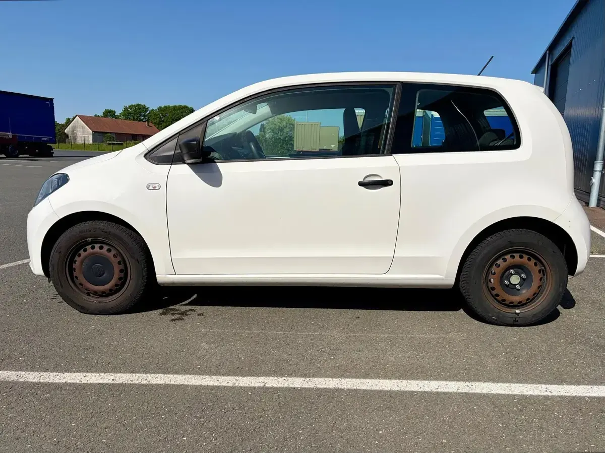 Używany Seat Mii 60 KM (44 kW) 2014 Biały Hatchback