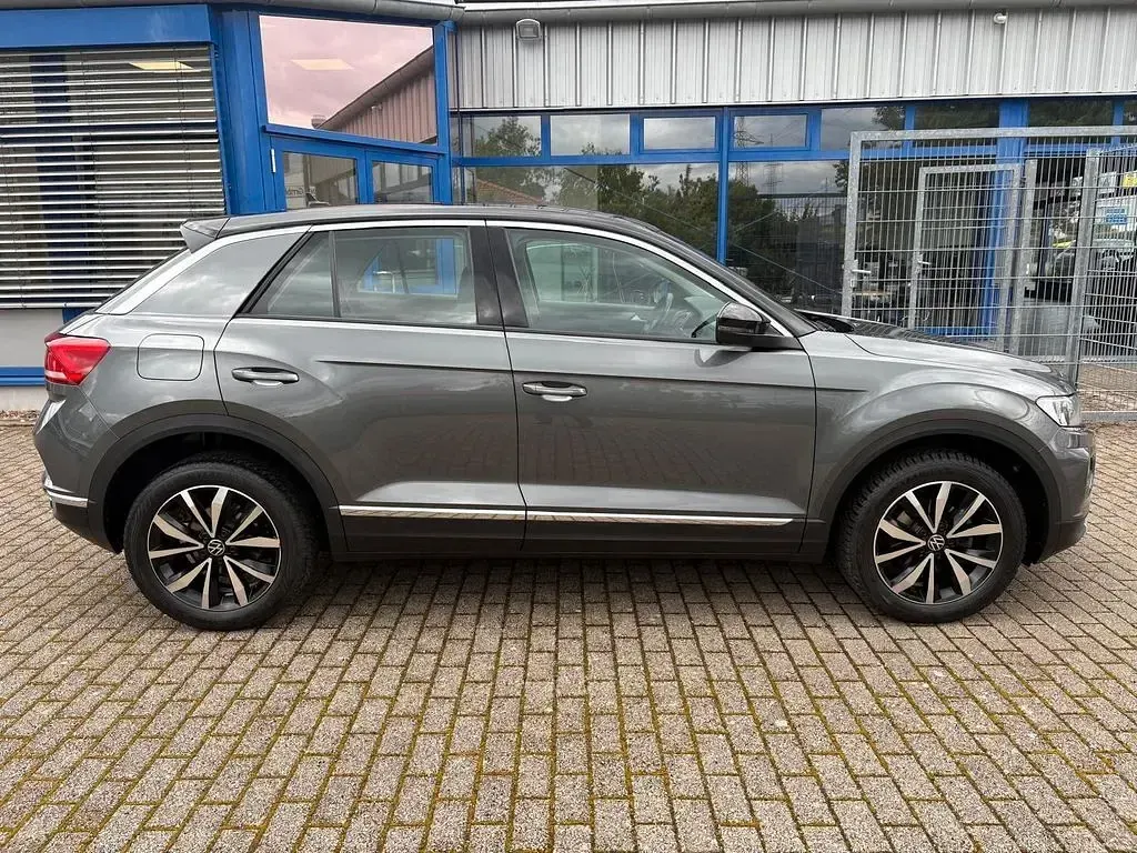 Gebraucht VW T-Roc Style 150 PS (110 kW) 2021 Grau SUV
