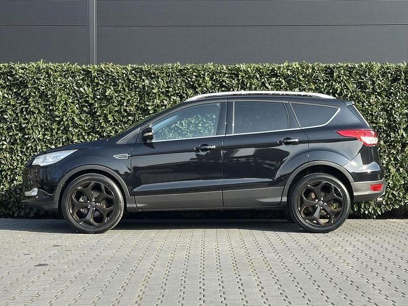 Gebraucht Ford Kuga Titanium 150 PS (110 kW) 2013 Schwarz SUV