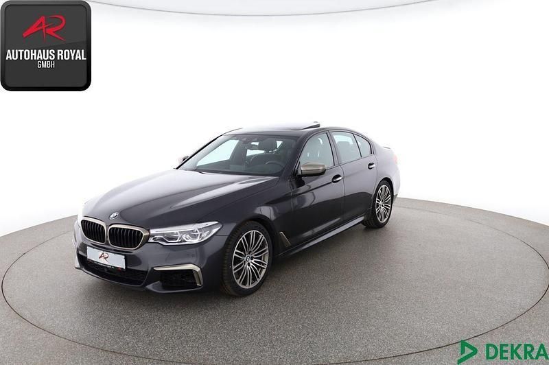 Grau Gebraucht 2017 BMW M550 Exclusive Limousine | 41.880 € (Fairer Preis) - Bild 1/4
