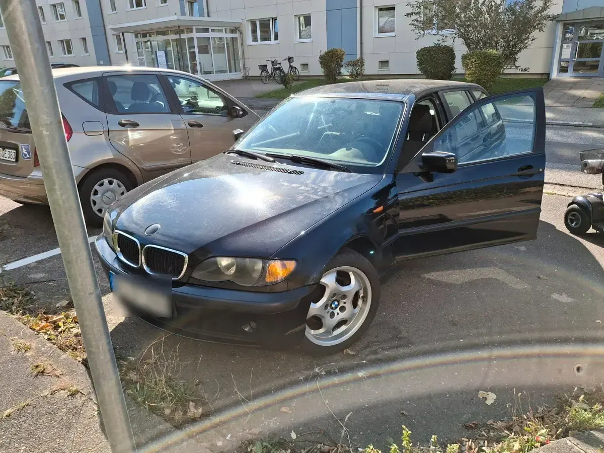 Gebraucht BMW 318 143 PS (105 kW) 2002 Schwarz Kombi