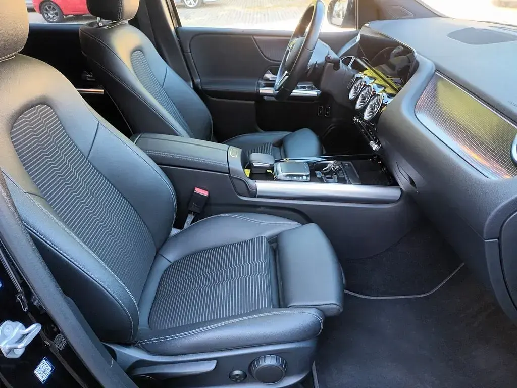 Gebraucht Mercedes B250e 160 PS (117 kW) 2021 Schwarz Kleinwagen
