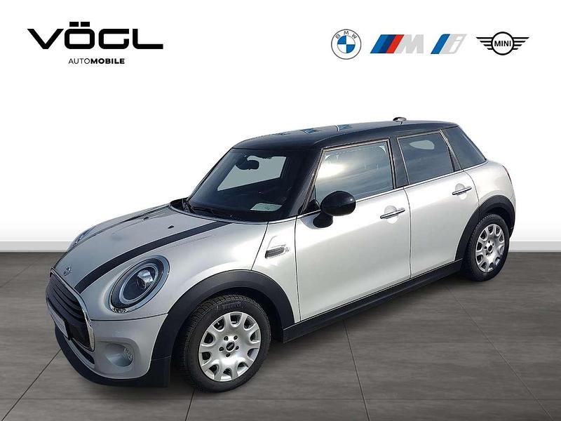 Gebraucht Mini Cooper Chili 136 PS (100 kW) 2019 White silver Kleinwagen