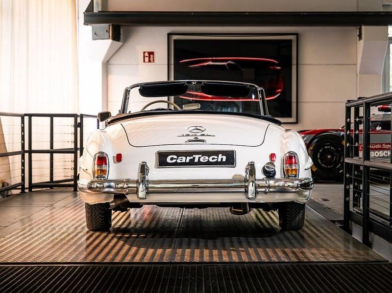 Gebraucht Mercedes 190 105 PS (77 kW) 1958 Weiß Limousine