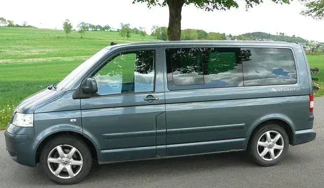 Gebraucht VW T5 174 PS (127 kW) 2008 Andere farben Van