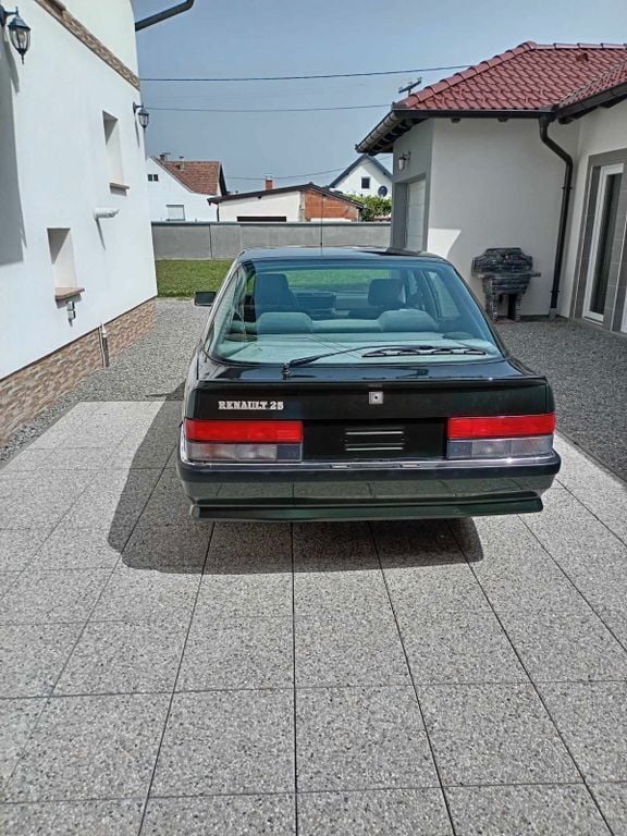 Gebraucht Renault R25 117 PS (86 kW) 1992 Grün Kleinwagen
