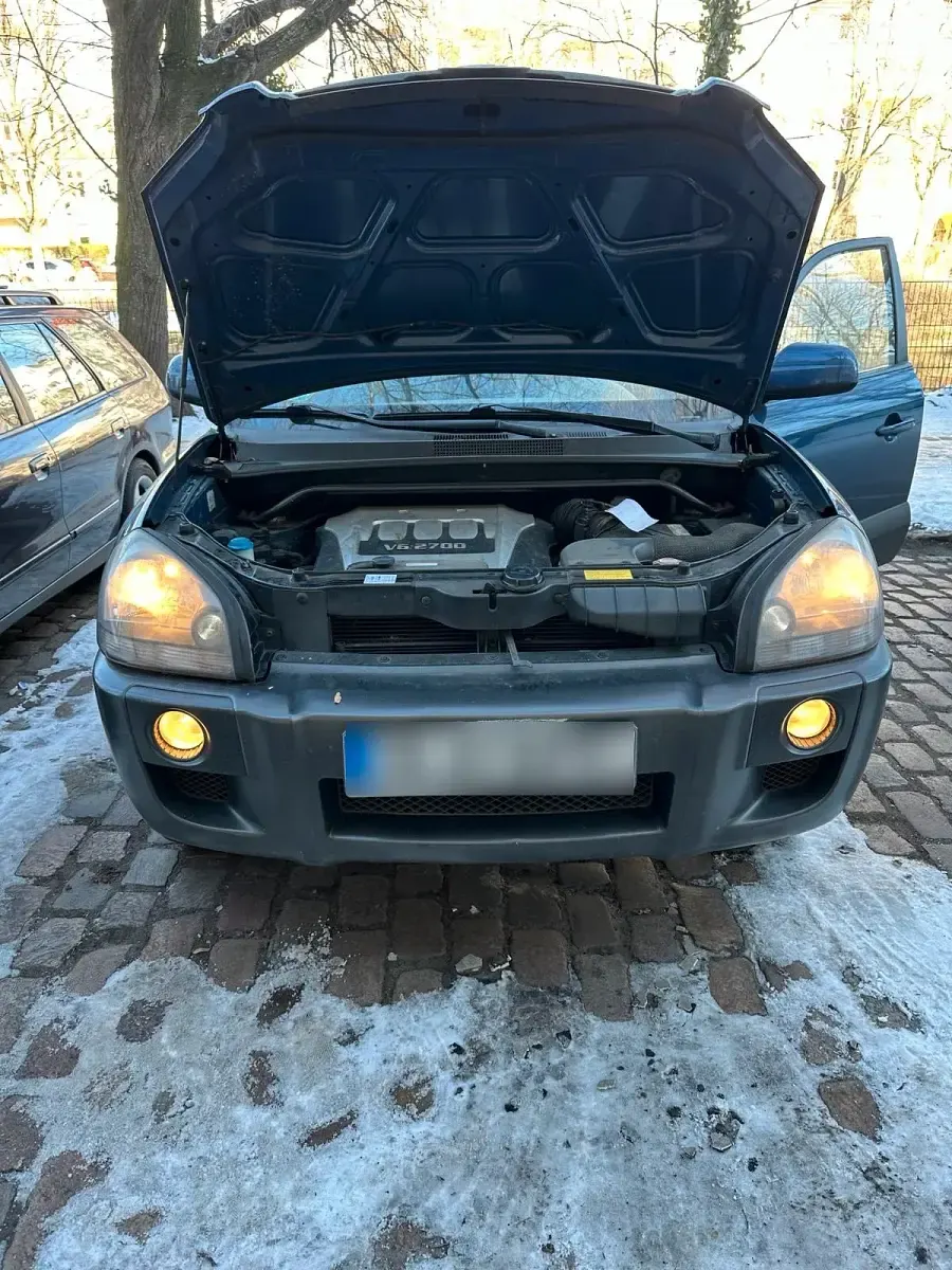 Gebraucht Hyundai Tucson 173 PS (127 kW) 2005 Blau SUV