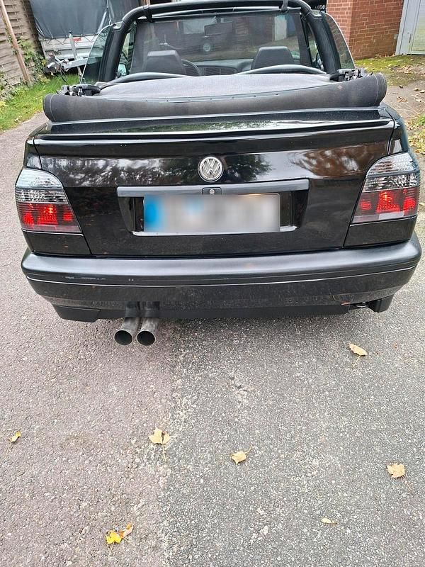 Gebraucht VW Golf Cabriolet 90 PS (66 kW) 1993 Schwarz Cabrio