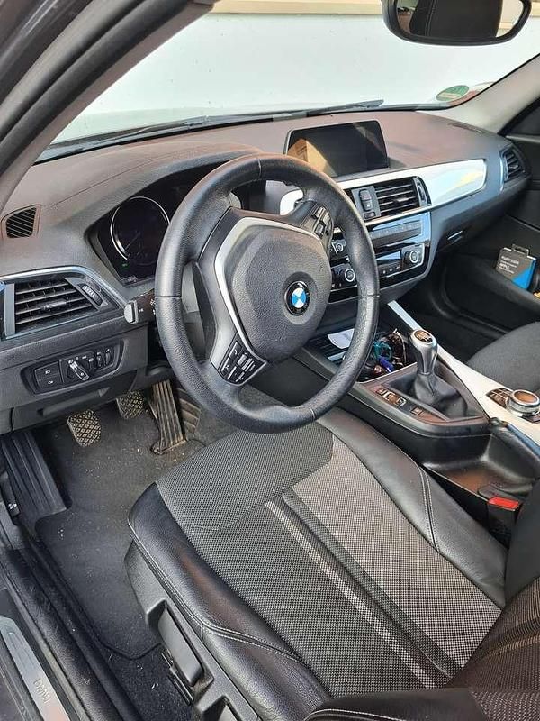 Gebraucht 2019 BMW 118 Kleinwagen | 16.300 € (Fairer Preis) - Bild 1/4