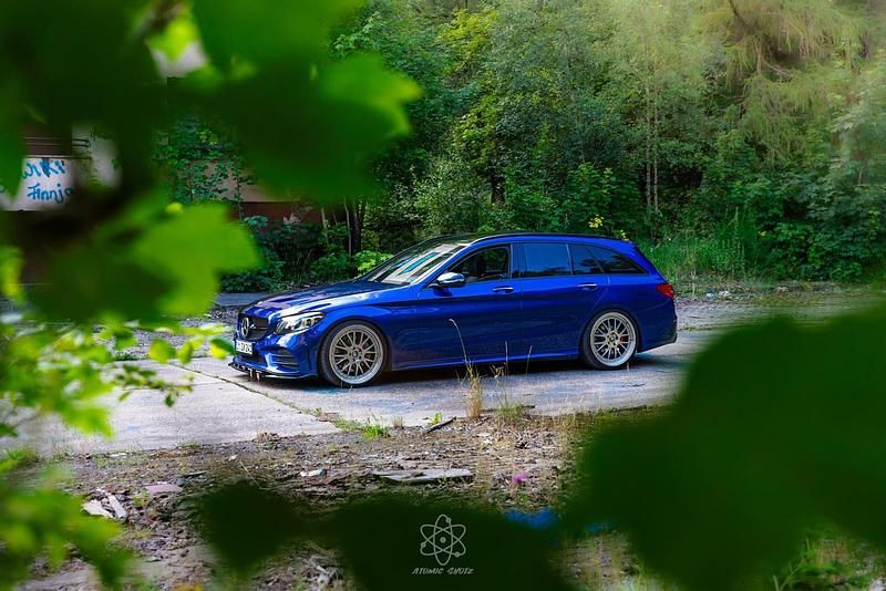 Blau Gebraucht 2019 Mercedes C43 AMG AMG Kombi | 21.000 € - Bild 1/4