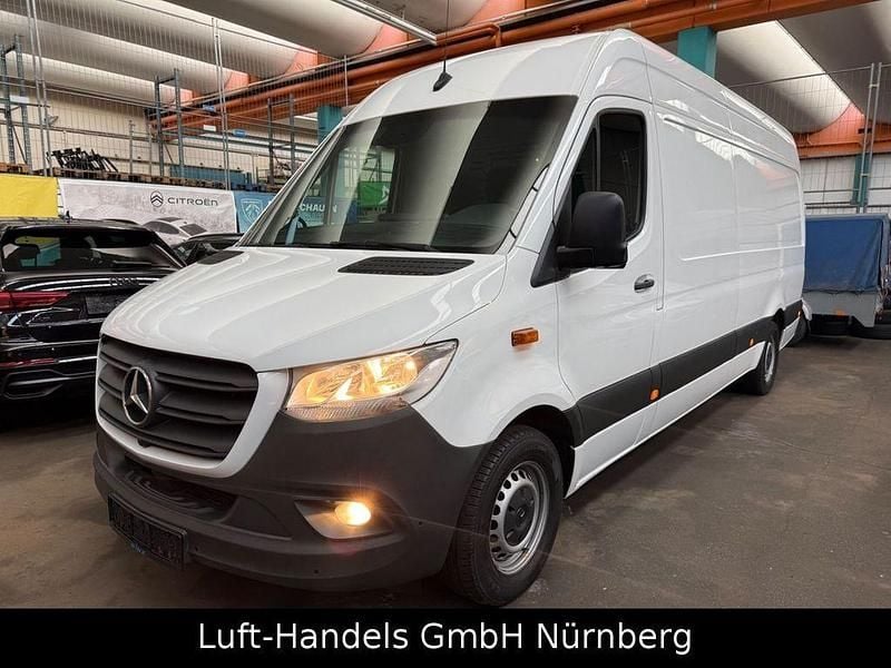 Gebraucht Mercedes Sprinter 163 PS (119 kW) 2019 Weiß Van