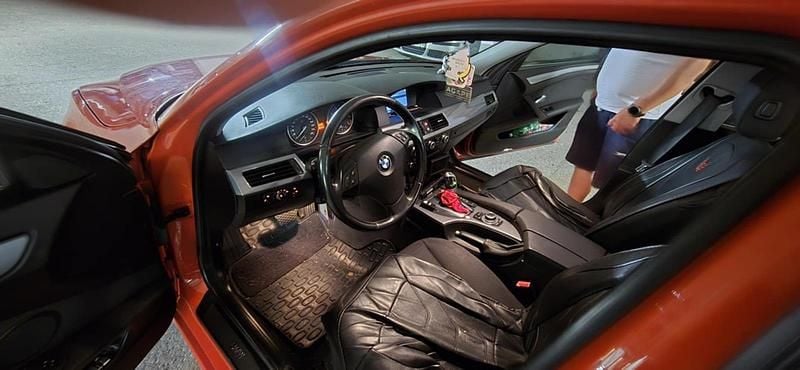 Gebraucht BMW 523 190 PS (139 kW) 2009 Rot Kombi