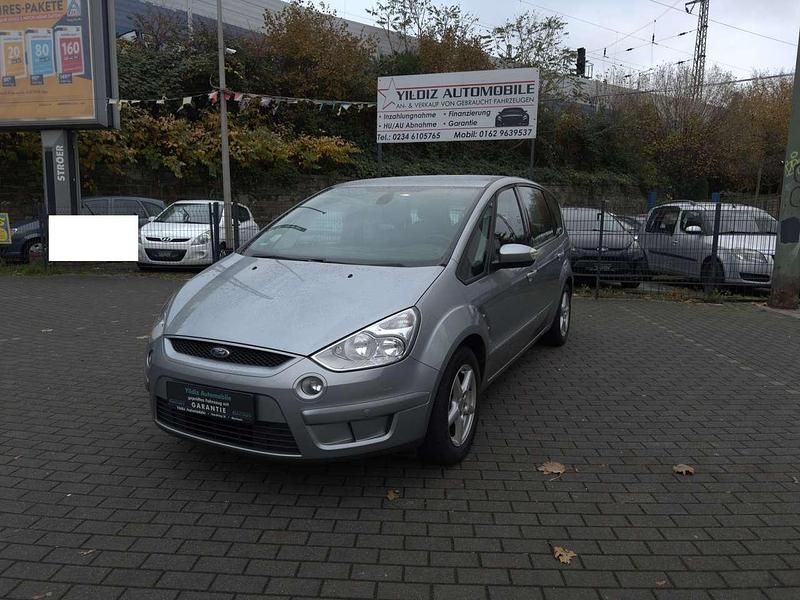 Cosmicsilber metallic Gebraucht 2006 Ford S-MAX Titanium Van / Kleinbus | 4.500 € (Etwas zu teuer) - Bild 1/4