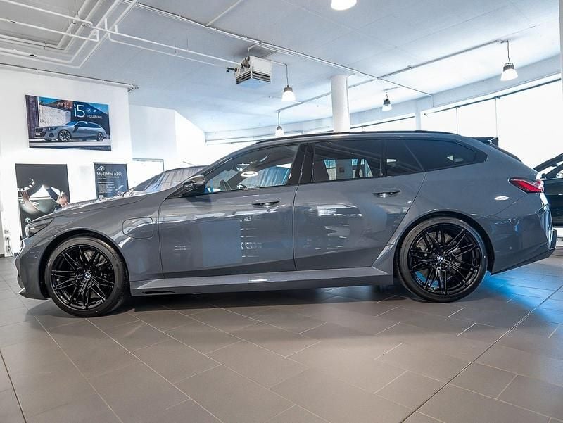 Neu BMW M5 Performance 727 PS (534 kW) 2026 Bmw individual storm Kombi