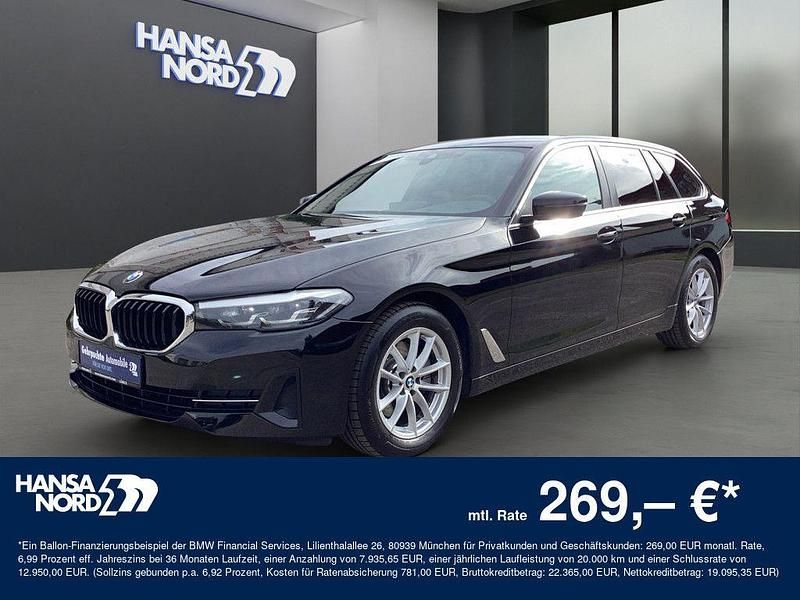 Schwarz / schwarz ii Gebraucht 2022 BMW 520 Kombi | 26.250 € (Fairer Preis) - Bild 1/4