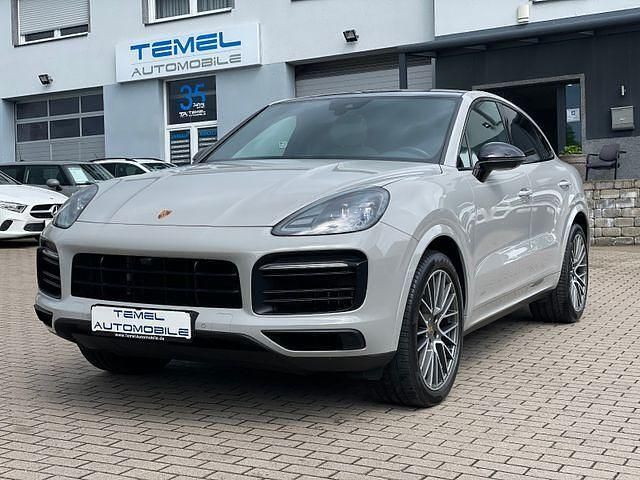 Grau Gebraucht 2022 Porsche Cayenne Platinum Edition SUV | 85.990 € (Fairer Preis) - Bild 1/2