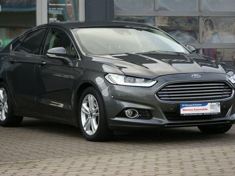 Gebraucht Ford Mondeo 179 PS (131 kW) 2015 Grau Limousine