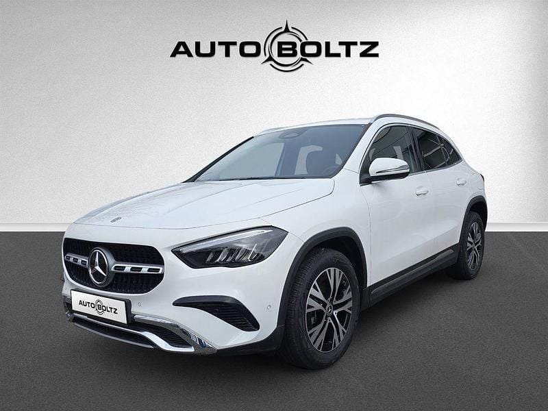 Gebraucht Mercedes GLA180 Progressive 136 PS (100 kW) 2023 Polarweiß SUV