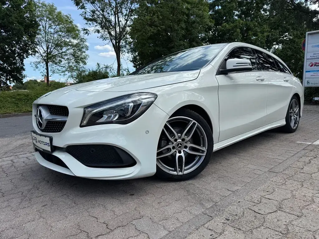 Gebraucht Mercedes CLA200 AMG line 136 PS (100 kW) 2017 Weiß Coupé