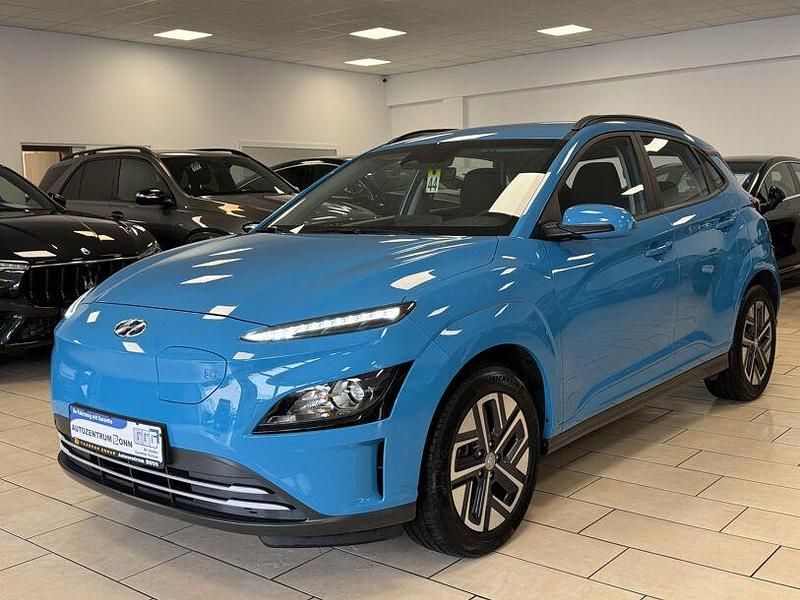Blau Gebraucht 2022 Hyundai Kona SUV | 16.000 € (Superpreis) - Bild 1/4