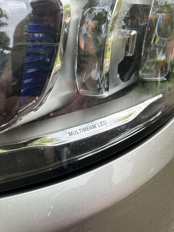 Gebraucht Mercedes C300e Avantgarde 320 PS (235 kW) 2020 Silber Kombi